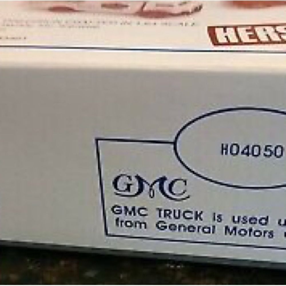 HERSHEY'S AHL MR. GOODBAR DELIVERY TRUCK GMC T-70 H04050 New In Box - Picture 3 of 6